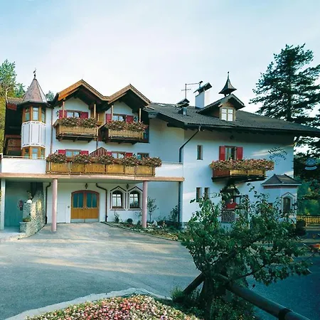 Hotel Waldheim Belvedere-2